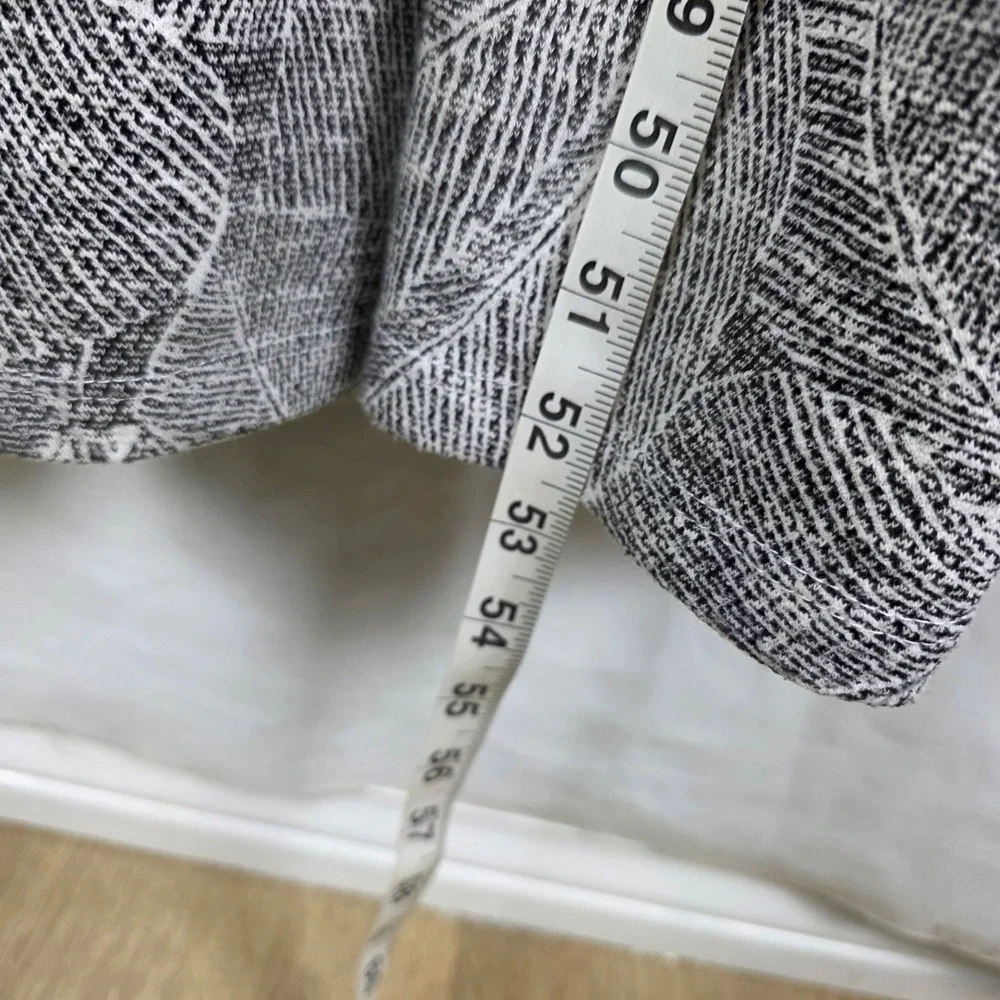 Sunday in Brooklyn Anthropologie Grey Leaf Print Mock Neck Maxi Dress Womens S